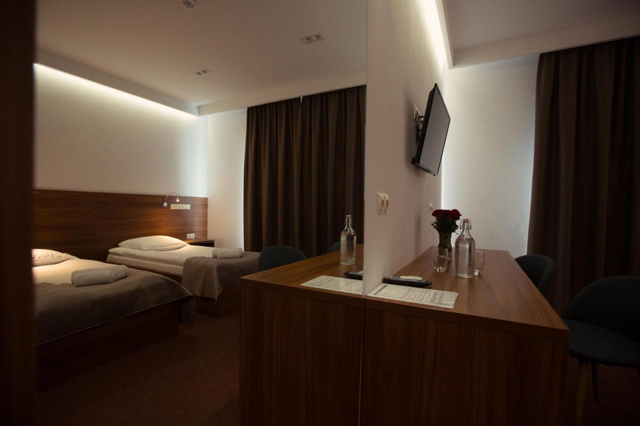 Hotel Rubin Stara Blotnica Exterior foto